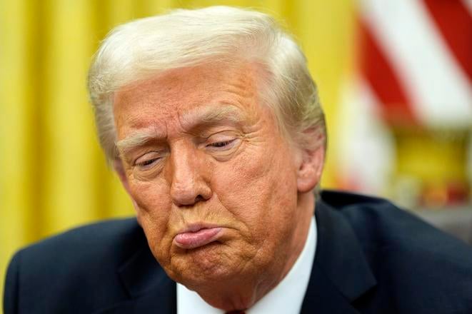 Politika sa rozhodla zautocit na vedu