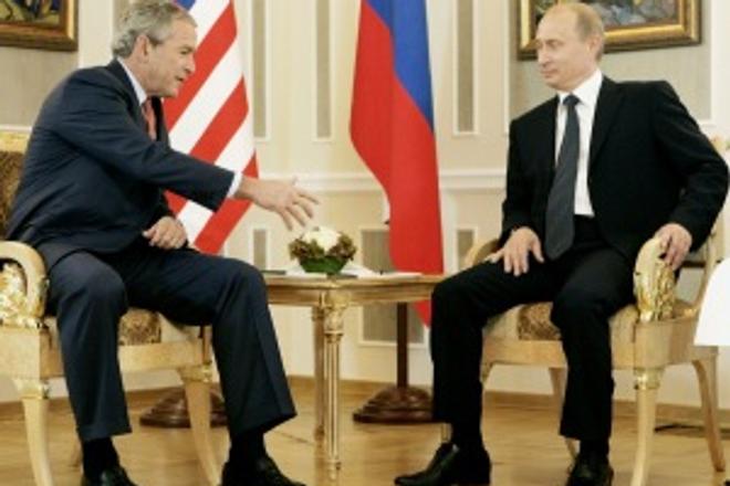 Putin presviedcal Busha ze Ukrajina je umelo vytvoreny stat