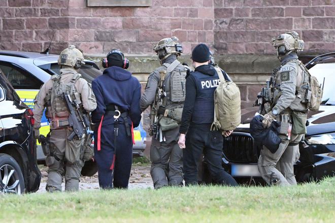 V Nemecku sudia obzalovaneho z planovania utokov na dopravu