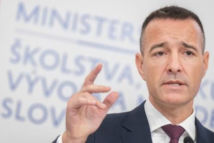Ziakov caka jednotna prijimacia skuska na stredne skoly