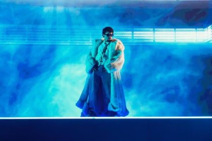 Navrat U2 a film o Michaelovi Jacksonovi v 2026