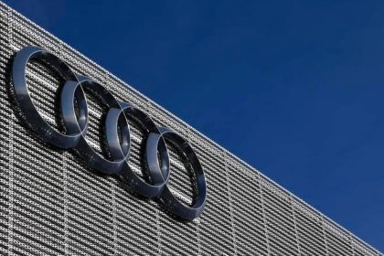 Predaj vozidiel Audi vlani klesol zaver roka bol lepsi