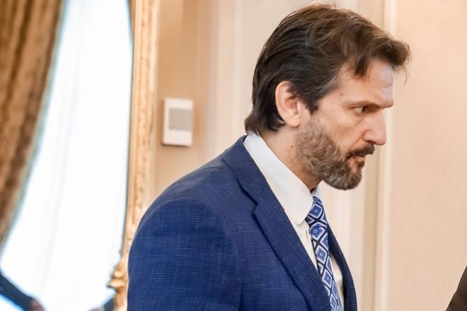 Prehodnotenie zmluv bolo podla ministra Kalinaka spravne