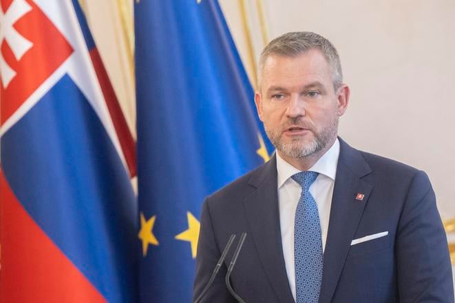 Prezident zazelal aby dnesok bol pripomienkou pokoja