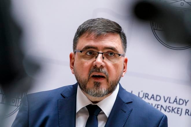 Samospravy chcu uvolnit dlhovu brzdu a sankciam sa vyhnut
