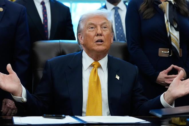 Trump zvazuje pomoc NATO pri rieseni migracnej krizy v USA