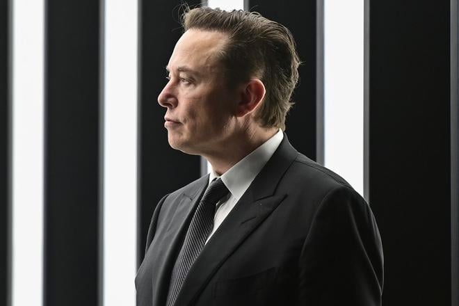 Vyzlec ju do bikin pridaj modriny a krv