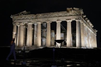 Cestovny ruch v minulom roku priniesol Grcku rekordne zisky