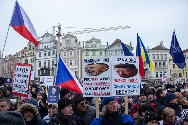 Klempir pozval umelcov na ministerstvo ti ziadaju verejnu debatu v divadle