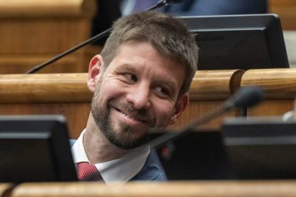 Koalicia podla PS zabranila rokovaniu vyboru na ktorom sa malo diskutovat o obetiach Epsteina