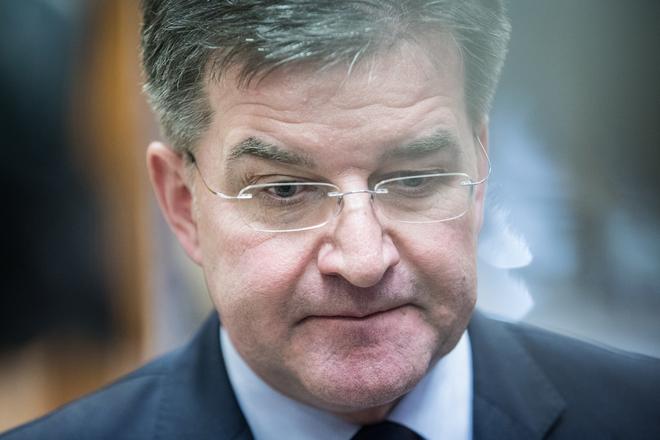 Lajcak konci ako poradca Fica premier prijal jeho ponuku na ukoncenie spoluprace SME Minuta