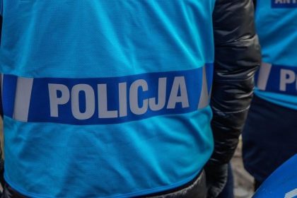Polsky sud vydal zatykac na poslanca Romanowskeho ktory sa skryva v Madarsku