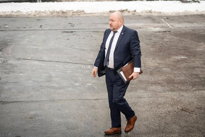 Ranny brifing Vdaka Ficovi ide pracovny trh dolu vodou Huliak zaplati za suku