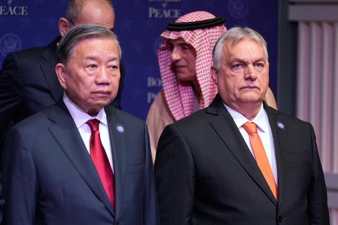 Sme tu kvoli nasim zasadam a bezpecnostnym zaujmom hovori Orban na Rade mieru