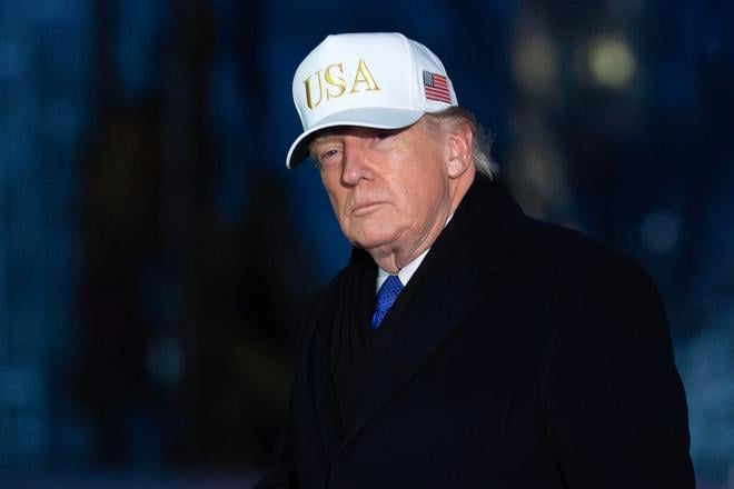 Trump sa vyhraza moderatorovi cien Grammy kvoli vtipu o Epsteinovom ostrove