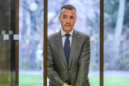 Viac ako tisic riaditelov skol ma vyhrady k niektorym bodom skolskej reformy