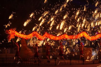 Vybuch v predajni zabavnej pyrotechniky v Cine zabil 12 ludi