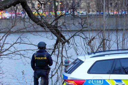 Ceska policia zadrzala piatu osobu v suvislosti s poziarom v Pardubicach