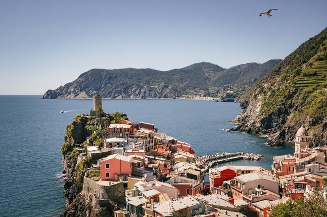 Cinque Terre ma terasy na skalach dlhsie nez Velky cinsky mur