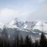Horska zachranna sluzba nedoporucaa pohyb v horach kvoli silnemu vetru