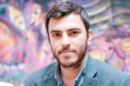 Novinar tureckeho lavicoveho dennika Birgun bol zatknuty za sirenie falosnych informacii