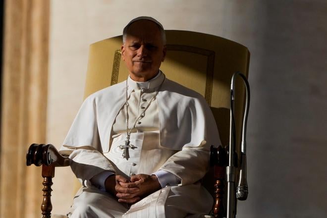 Papez Lev odvolal biskupa zo San Diega ktory je podozrivy zo spreneverou
