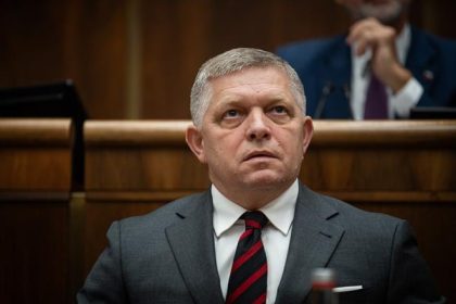 Policia potvrdila ze sa zaobera trestnym oznamenim na Fica ktore podal Grohling