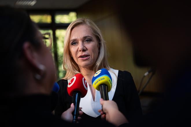 Sakova neveri avizovanemu terminu spustenia ropy cez Druzbu v utorok