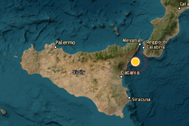 Siciliu postihla seria zemetraseni v niekolkych skolach je prerusene vyucovanie