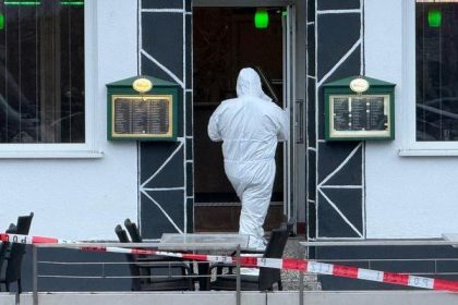V mestecku pri frankfurtskom letisku doslo k strelbe hlasia dvoch mrtvych