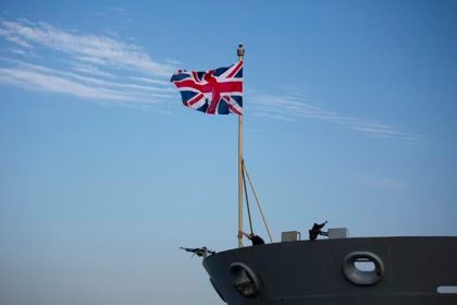 Britania vytvori spolocne namornictvo s deviatimi europskymi narodmi na odstrasenie Ruska