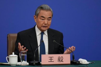 Dolezity krok v rozvoji vztahov Sef cinskej diplomacie navstivi Severnu Koreu