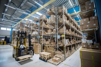 Eurpske odbory vyjadruj neshlas so zneuvanm umelej inteligencie na sledovanie zamestnancov