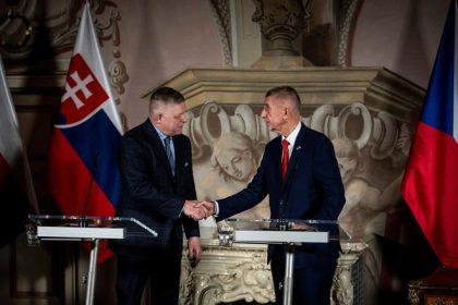 Fico ukazal Cesku co hlasa doma Na podporu ruskch oligarchov priamo neodpovedal