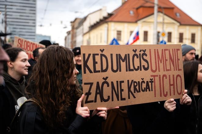 Otvorena kultura sa obratila na ustavnych cinitelov Ziadaju riesenie kritickej situacie