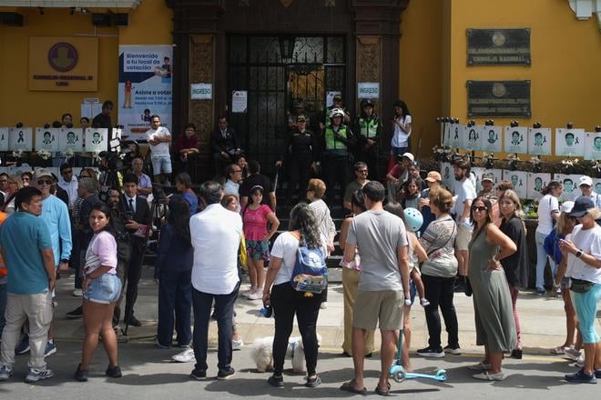 Peru opat otvori niektore volebne miesta z dovodu logistickych problemov