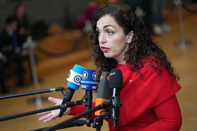 Prezidentke Kosova uplynul mandat jej pravomoci prebera predsednicka parlamentu
