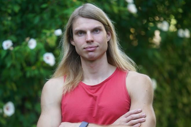 Tomas z Mama ozen ma Mohol som byt k dievcatam neznejsi Kritika nasho domu ma zasiahla