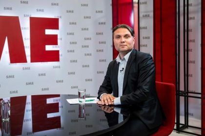 Gubik z Madarskej Aliancie Mam slovenske meno Andrej Danko ma zase madarsku mamicu Sme na tom rovnako
