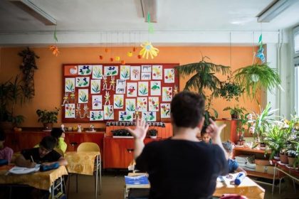 Skoly mozu ziadat o personalizovanu podporu Vzniknu regionalne EduHuby
