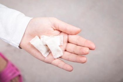 WHO kritizuje narast predaja nikotnovch vrecok a varuje pred ich marketingom