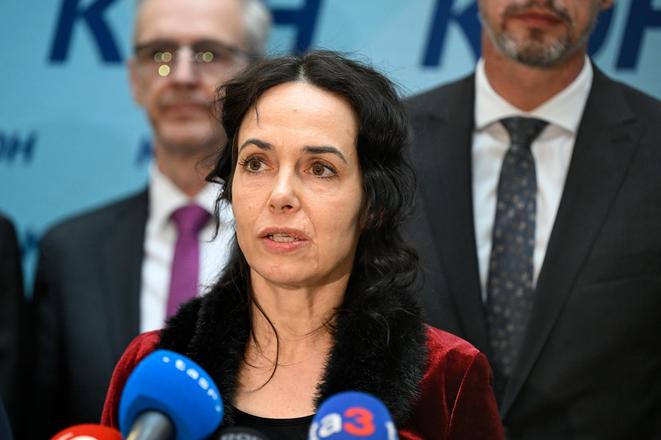 Co zaznelo v diskusiach Lexmann sa vyhla odpovedi na otazku o povolebnych paktoch a nechcela vyjadrit kto s kym pojde