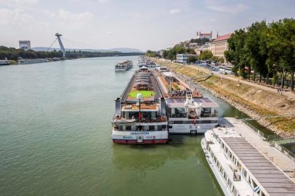 Dopravny urad investuje do systemu riecnch informacnych sluzieb