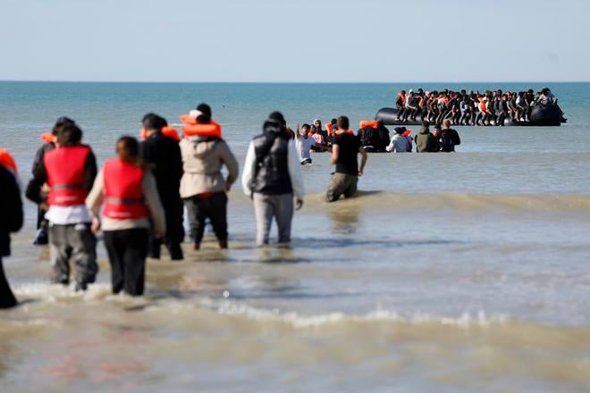 Europarlament a clenske staty sa dohodli na deportacnych centrach pre migrantov