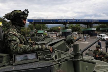 Kolumbijska armada zabila devat clenov najvacsieho drogoveho kartelu