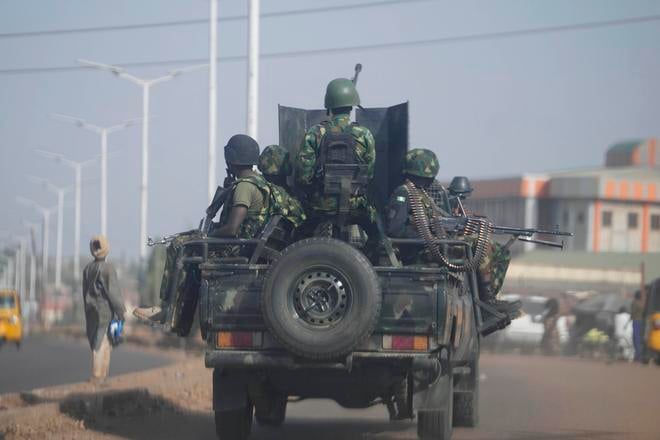 Ozbrojenci na motorkach zabili 17 farmarov na severe Nigerie