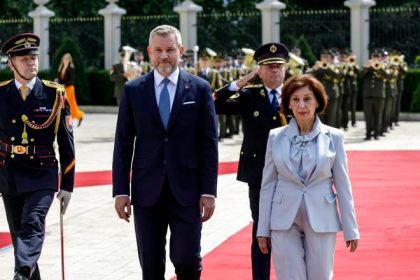 Pellegrini sa stretol s prezidentkou Severneho Makedonska o integracii