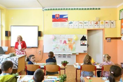 Rodicia sa zacali dozvedat informacie o tom na ktoru zakladnu skolu prijali ich deti