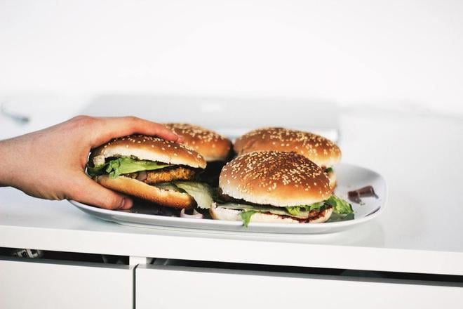 V EU prestanu vegetarianske jedla oznavat ako steak alebo burger