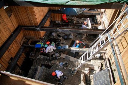 Vykopavky storocia Pod katedralou Notre Dame odhaluju historiu Pariza